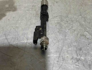 BMW 3 Series E90/E91/E92/E93 (2004-2013) Bränsleinsprutare 13647597870,7597870 27914248