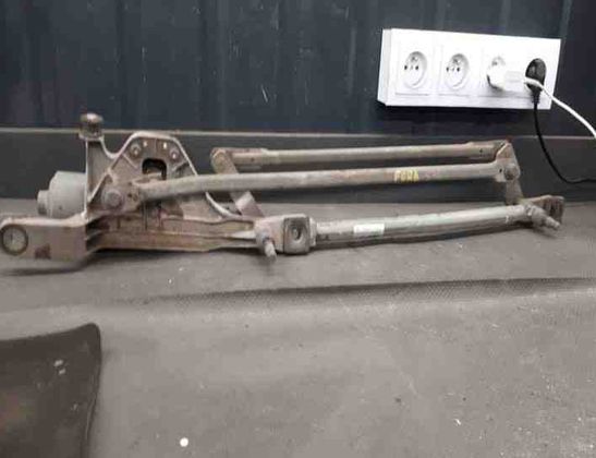 FORD Focus 2 generation (2004-2011) Vindrutetorkare fram 4m5117508aa 27205715