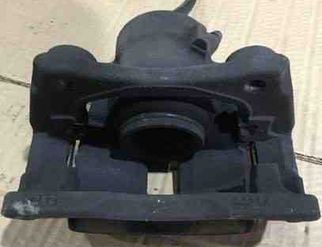 RENAULT Captur 1 generation (2013-2019) Fram Höger Bromsok 8864D 21499063