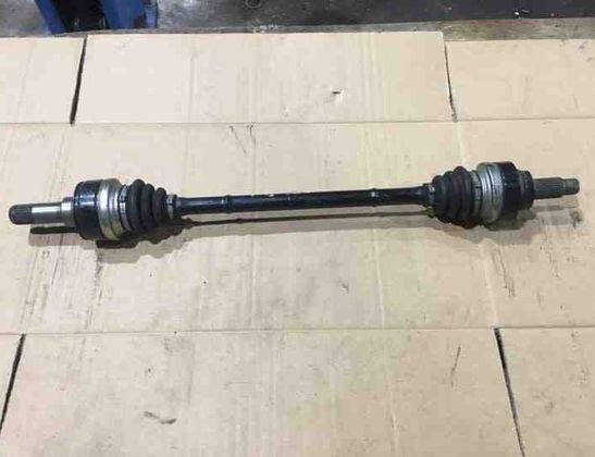 BMW 1 Series F20/F21 (2011-2020) Bakre höger drivaxel 7624206 21500636