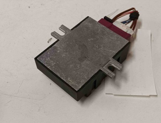 BMW 1 Series E81/E82/E87/E88 (2004-2013) Bränslepumpkontroll 1614718042601 28752442