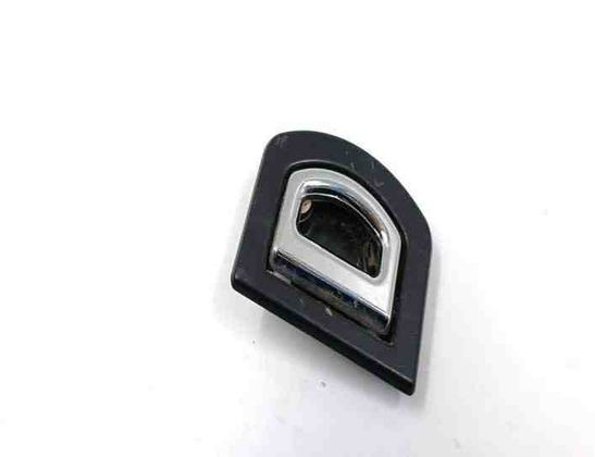 VOLKSWAGEN Passat B5 (1996-2005) Andra interiördelar 8D9864203 27163208