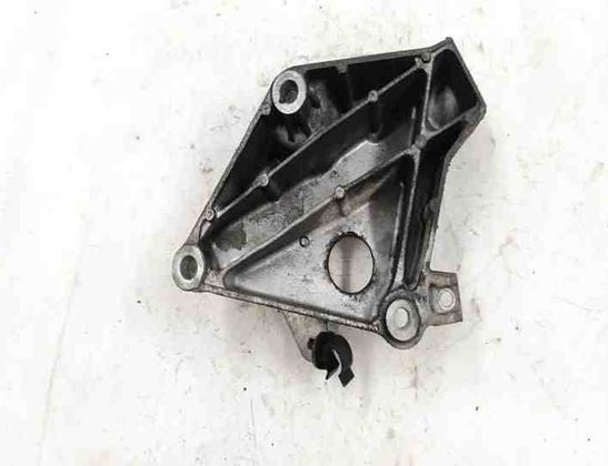 BMW 1 Series E81/E82/E87/E88 (2004-2013) Motorfäste på vänster sida 6775041,59280110 27174817