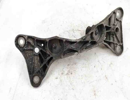 BMW 1 Series E81/E82/E87/E88 (2004-2013) Bakre motorfäste 68572910,22316778033 27174819