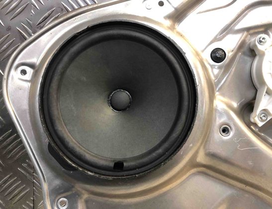 MERCEDES-BENZ C-Class W204/S204/C204 (2004-2015) Fönsterhiss för höger bakdörr 2048204302 14929739