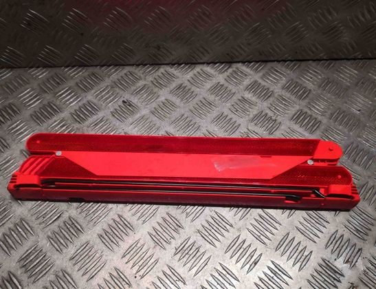 MERCEDES-BENZ E-Class W212/S212/C207/A207 (2009-2016) Varnings triangel 2048900197,A2048900197 28262270