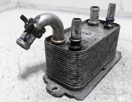 VOLVO V70 2 generation (2000-2008) Oljefilterhållare 6G917A095 27718979