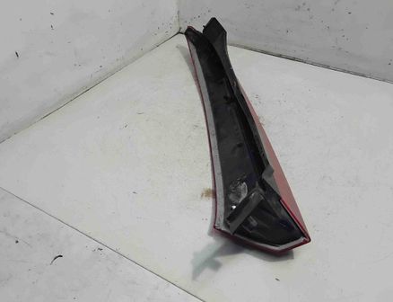 VOLVO XC90 1 generation (2002-2014) Bakre höger bakljuslampa 28633125