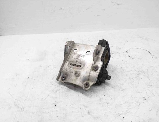 BMW 5 Series F10/F11 (2009-2017) Kylarhållare 7186513 28720123