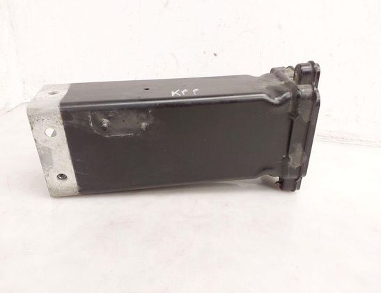 AUDI A8 D4/4H (2010-2018) Stötfångarförstärkningsförlängning vänster sida 4H0805119B 33005281