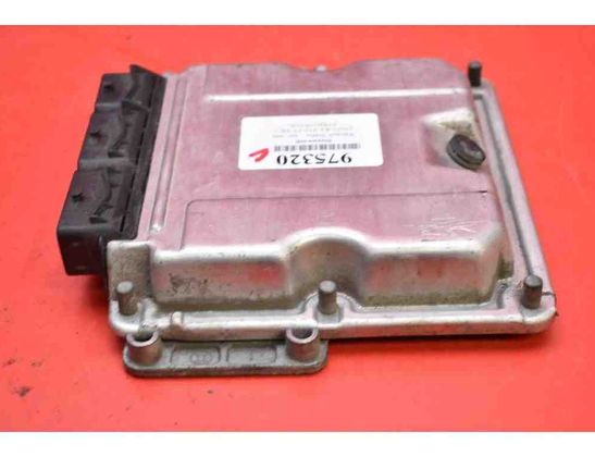 RENAULT Trafic 3 generation (2014-2023) Motorstyrenhet ECU 8200119842 30412366