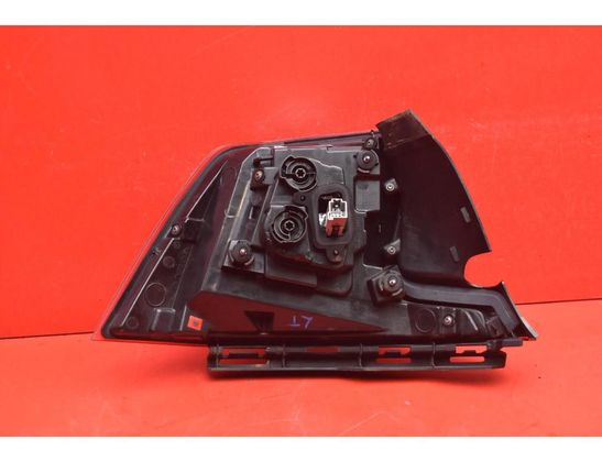 VOLVO S90 2 generation (2016-2023) Bakre höger bakljuslampa 31656774 32965124