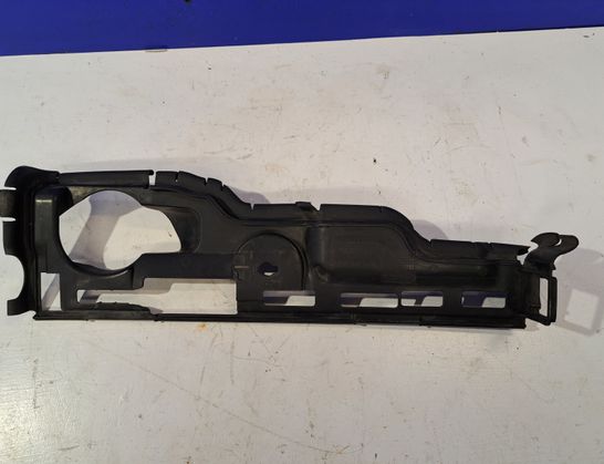 VOLVO S60 2 generation (2010-2020) Kylare luftavledare 31383123 33023373