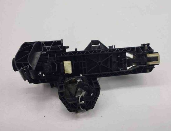 MERCEDES-BENZ C-Class W204/S204/C204 (2004-2015) Bakre vänstra dörrens yttre handtag A2047600734 31182265