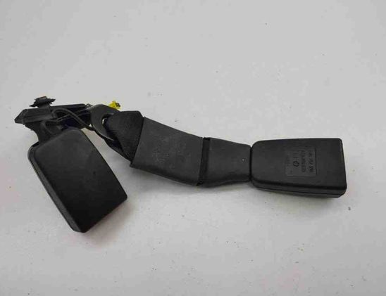 MERCEDES-BENZ C-Class W204/S204/C204 (2004-2015) Höger baksätesspänne A2048602669 31182298