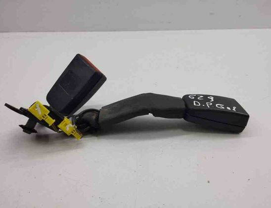 MERCEDES-BENZ C-Class W204/S204/C204 (2004-2015) Höger baksätesspänne A2048602669 31182298