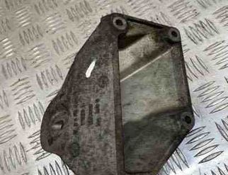 BMW 5 Series E60/E61 (2003-2010) Bakre motorfäste 6761111,24168110,1C9226D 22995639