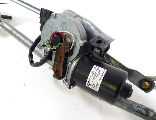 MERCEDES-BENZ M-Class W164 (2005-2011) Vindrutetorkare fram 33001098