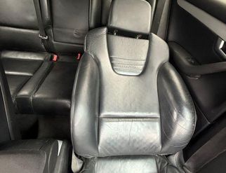 AUDI A4 B7/8E (2004-2008) Invändiga säten med dörrkortssats 32965831