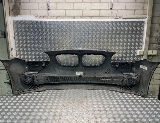 BMW 5 Series F10/F11 (2009-2017) Främre stötfångare 411938251,7232328 32976862