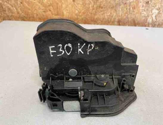 BMW 3 Series F30/F31 (2011-2020) Främre vänstra dörrlås 7202145,A053702 22186538