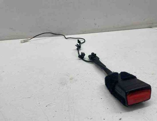 BMW 2 Series Active Tourer F45 (2014-2018) Främre höger sätesspänne 7313299 22197911