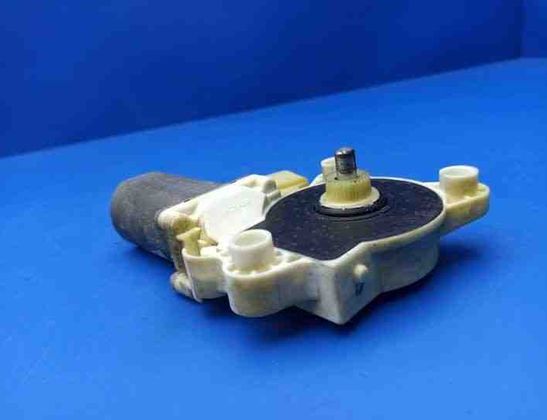 MERCEDES-BENZ E-Class W211/S211 (2002-2009) Främre höger dörr Fönsterkontrollmotor 0130821971,A2118203042,993627101 21201843