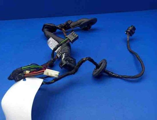 MERCEDES-BENZ C-Class W204/S204/C204 (2004-2015) Kablar till höger bakdörr A2044401705,4301 21204927