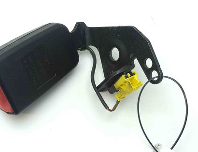 MERCEDES-BENZ C-Class W204/S204/C204 (2004-2015) Vänster sätesspänne bak A2048602569 30244742