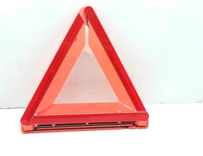 MERCEDES-BENZ E-Class W212/S212/C207/A207 (2009-2016) Varnings triangel A2048900197 30247214