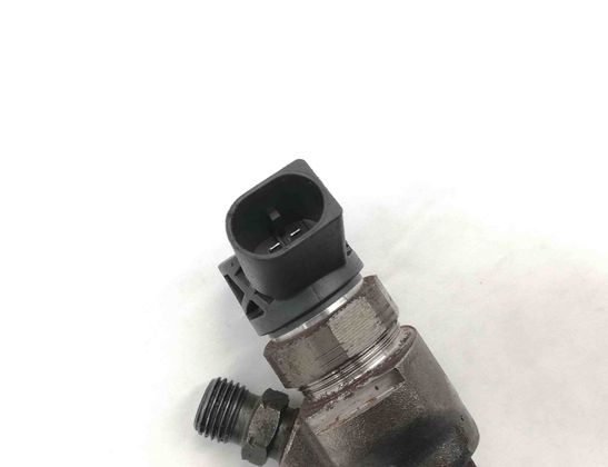 TOYOTA Avensis 3 generation (2009-2020) Bränsleinsprutare 0445110613,8514146 15516374