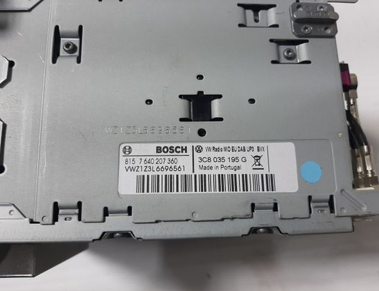 VOLKSWAGEN Tiguan 1 generation (2007-2017) Musikspelare med GPS 3C8035195G 32979349