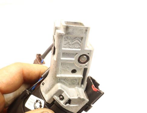 PEUGEOT 208 Peugeot 208 (2012-2015) Tändningslås 36454600 32908977