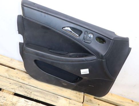 MERCEDES-BENZ CLS-Class C219 (2004-2010) Främre höger dörrpanel 32940805