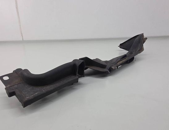 AUDI A5 F5 (2016-2024) Vingekomplettering 8W6821170E 32970901