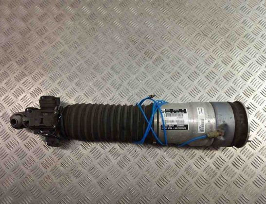 BMW 7 Series F01/F02 (2008-2015) pneumatisk stötdämpare till höger bak 6796930 30981438