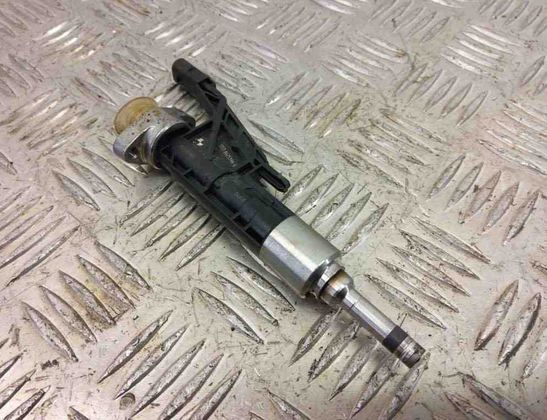 BMW 3 Series F30/F31 (2011-2020) Bränsleinsprutare 0261500140 31013525